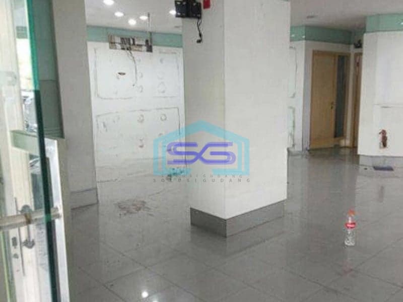Disewakan Ruko Ex Bank, Nol Jalan Raya Bratang Binangun Surabaya LB 202m2