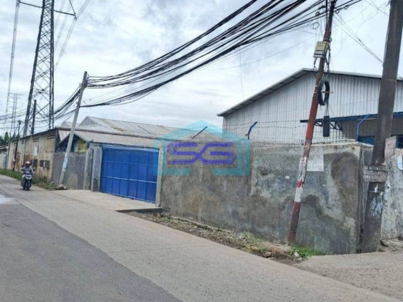 Disewakan Gudang Bagus Siap Pakai di Kavling Dpr Cipondoh Tangerang LT 1600m2