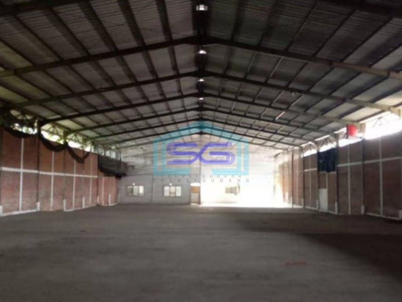 Disewakan Gudang Rapih Strategis LB 1800m2 Cibinong Bogor
