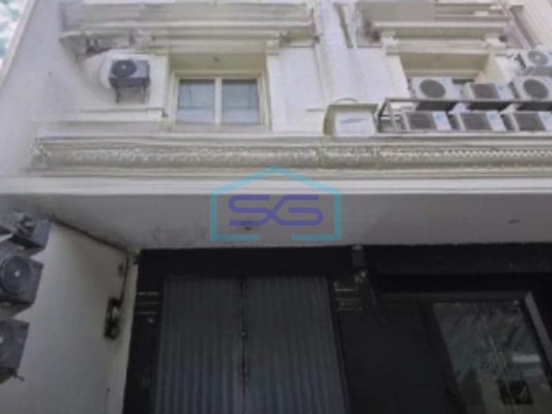 快速出售 商业店屋 建筑面积340平方米 南雅加达地点