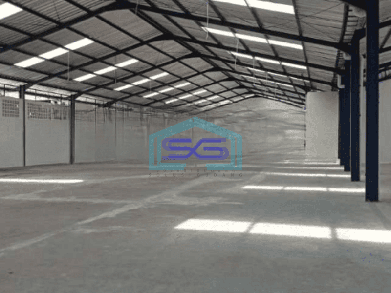 Disewakan  Gudang Lokasi Strategis Luas Bangunan 4660 m² di Narogong Bekasi