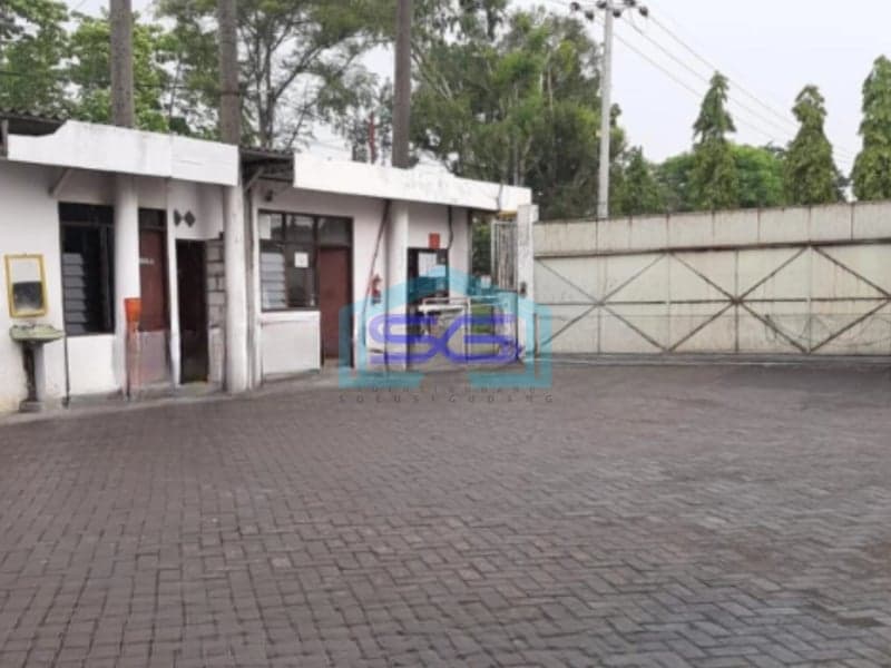 Dijual Pabrik Luas Bangunan  30000 m² Lokasi Mojokerto Jawa Timur