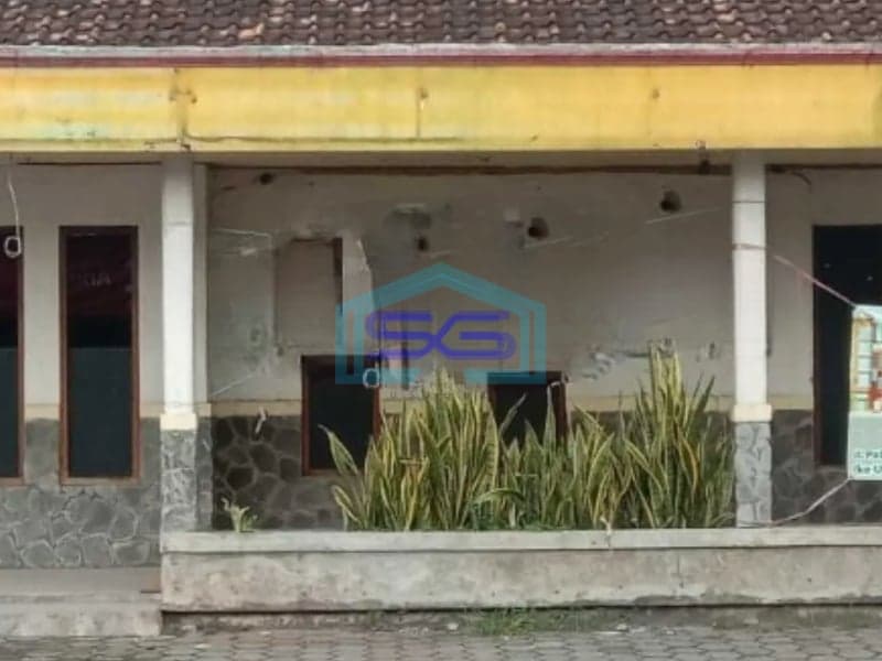 Disewaakan Ruko Di Am Sangaji, Sariharjo, Ngaglik, Sleman Luas Bangunan 500 m²