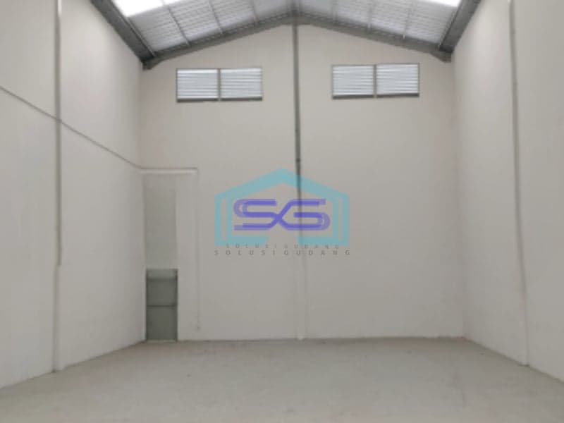 Disewakan Gudang Luas Tanah 492 m² Akses Container 40 Feet di Daan Mogot Jakarta Barat