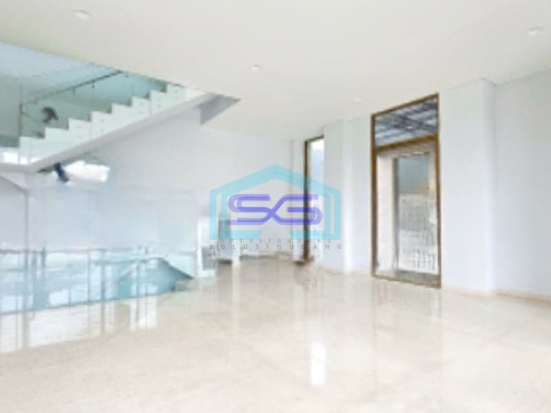 Disewakan Ruko Luas Bangunan 596 m² Lokasi BSD Tangerang