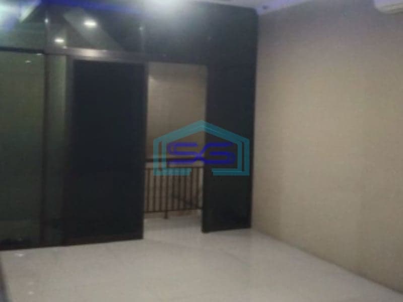 Dijual Ruko Luas Bangunan  176 m² Lokasi Bebas Banjir di Duri Kosambi Jakarta Barat