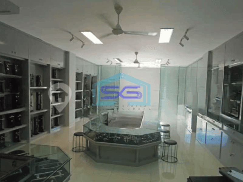 Dijual Ruko Luas Bangunan 390 m² di Tamansari Jakarta Barat