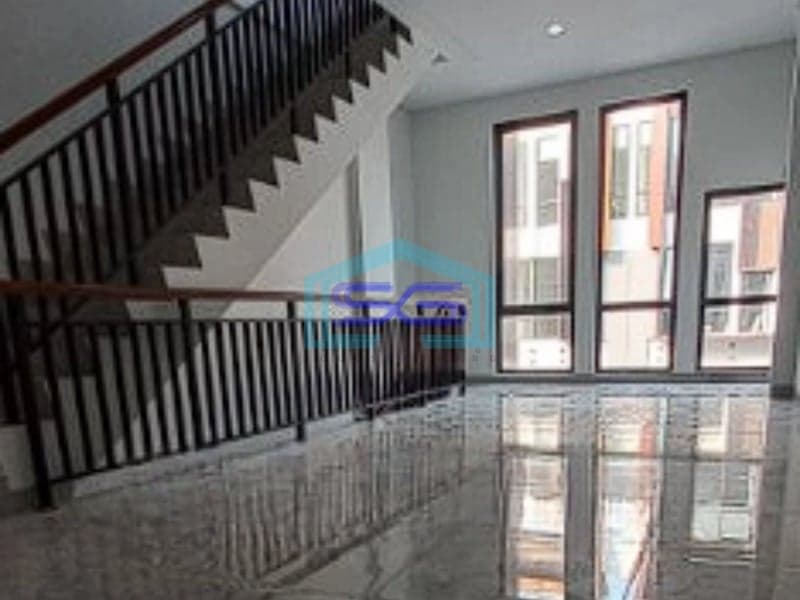 Disewakan Ruko 3 Lantai di Baru BSD Tangerang Luas Bangunan 200m2
