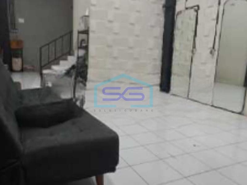 For Sale: Shophouse Facing Main Road in South Jakarta, Building Area 160 sqm