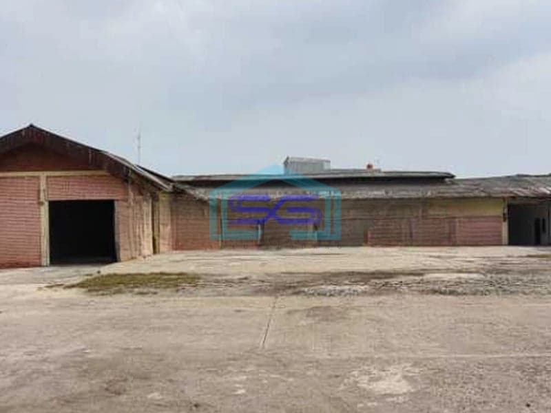 Disewakan Gudang Strategis Pinggir Jalan Raya Plumpang Semper Jakarta Utara LB 550m2