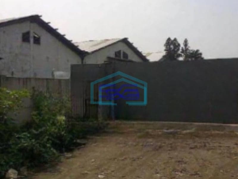 Dijual Gudang di Jl. Raya Peusar Cikupa Tangerang Sudah Renovasi SHM LB 3500m2