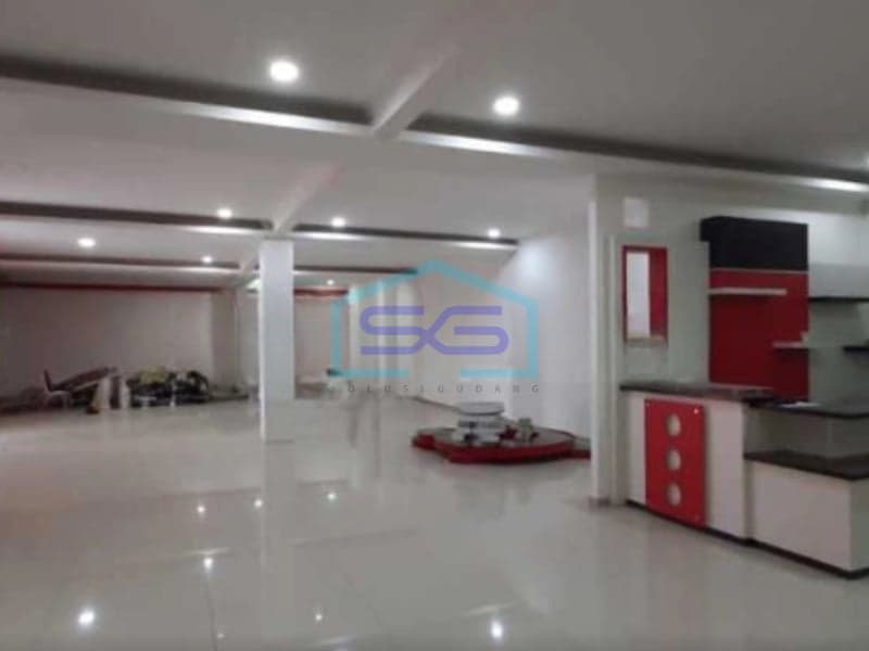 Disewakan Ruang Usaha Kondisi Bagus di Pusat Kota Bandung, Jawa Barat LB 400 m²