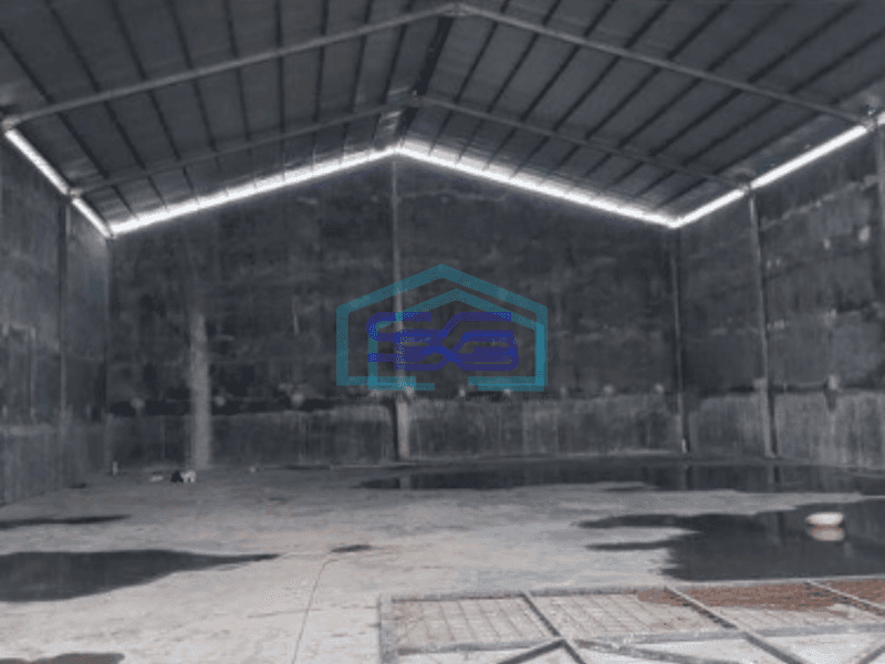 Disewakan Gudang Akses Container 20 feet Luas Bangunan  700 m² di Cipondoh Tangerang
