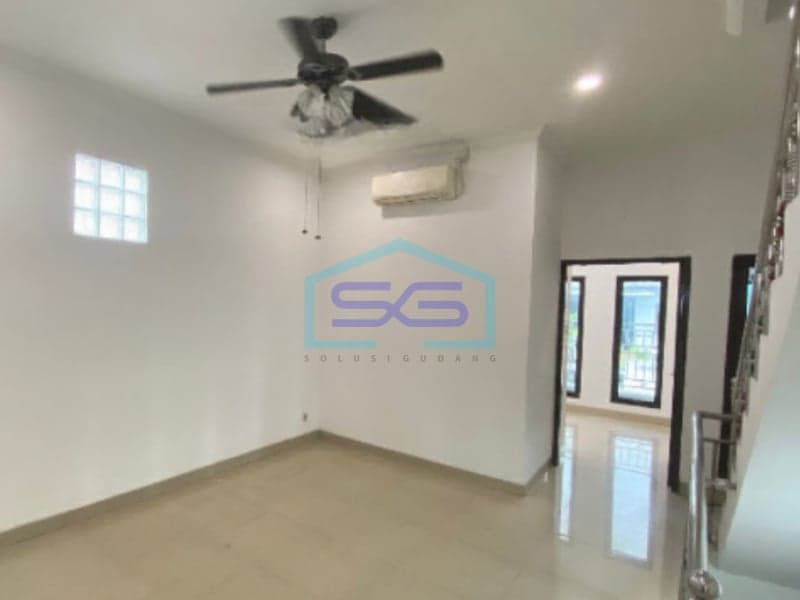 Shophouse for Rent on Jln Mardani Raya Johar Baru Central Jakarta Building Area 250sqm