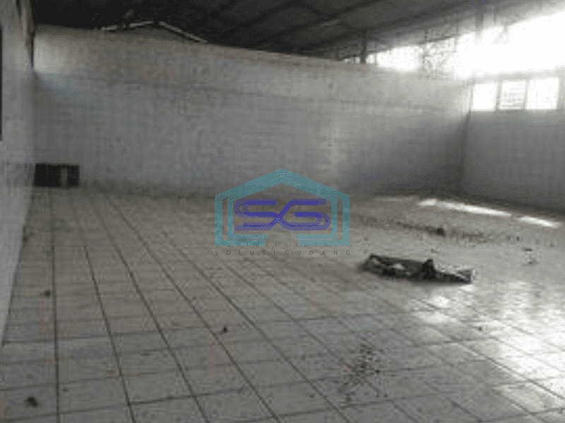 Disewa Gudang Pinggir Jalan Container 40 ft di Depok