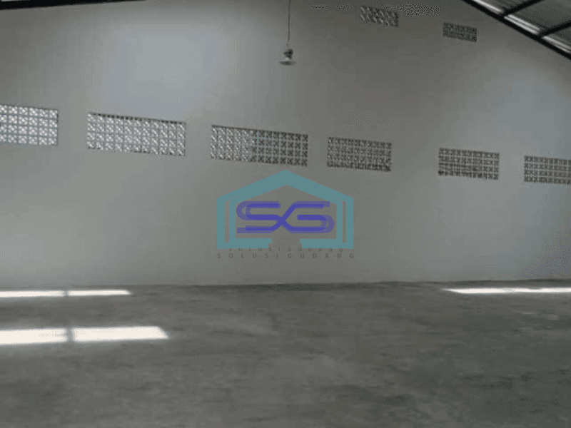 Disewakan  Gudang Lokasi Strategis Luas Bangunan 4660 m² di Narogong Bekasi