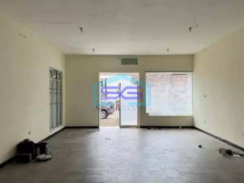 Disewakan Ruko Murah Ada Taman Belakang Cocok Kantor di Sleman Yogyakarta LT 306m2