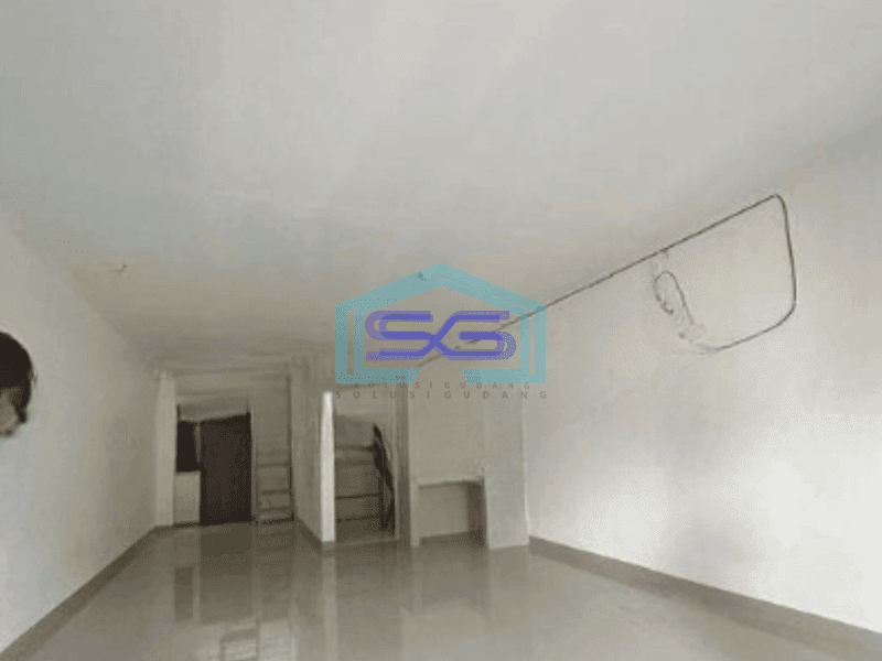 Disewakan Ruko 3 Lantai Luas Bangunan  315 m² di Taman Palem Jakarta Barat