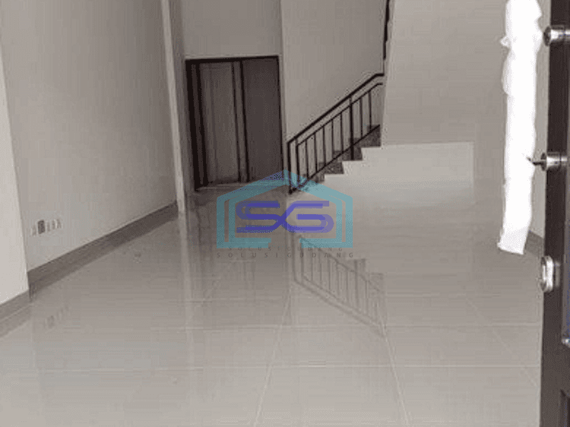 Disewakan Ruko Baru Green lake Full 3 Lantai Jakarta Barat