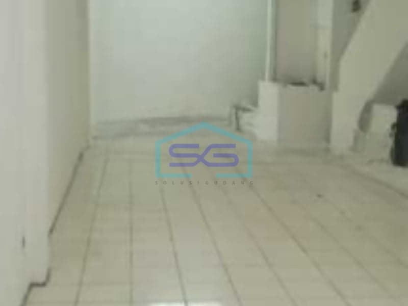 Disewakan Ruko 3 Lantai Luas Bangunan 189 m² Siap Huni di Jakarta Utara