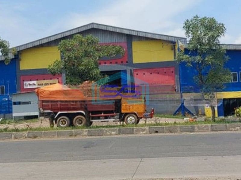 Dijual Gudang Sekaligus Dekat Exit Tol Di Karawang Barat LB 3000m2