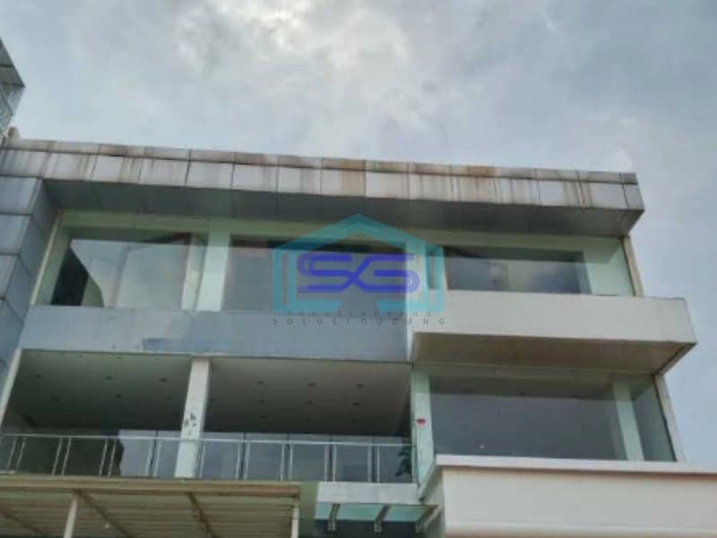 Disewakan Ruang Usaha di Gajah Mada Jakarta Pusat LB 2450m2