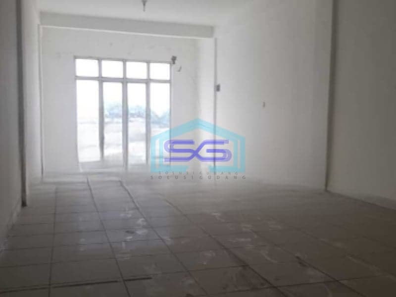 Disewakan Ruko Murah 3 Lantai Luas Bangunan 300 m² Lokasi Tangerang