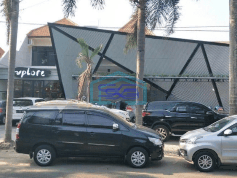 Dijual Ruang Usaha Bangunan Komersial Raya Darmo Luas Bangunan 600 m²