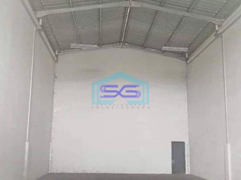 Dijual Gudang di Karawang Barat Luas Tanah 302 m²