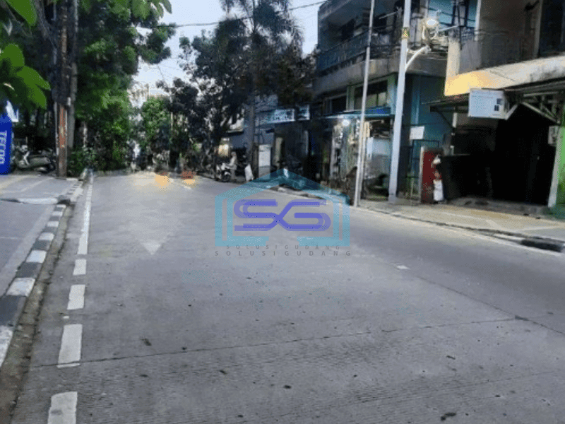 Disewakan Ruko 3 Lantai Luas Bangunan 170 m² di Kemayoran Jakarta Pusat