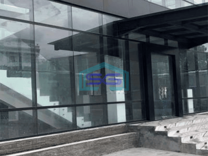 Disewakan Gudang Plus Gedung Luas Bangunan 10000 m² di Kebayoran Lama Jakarta Selatan