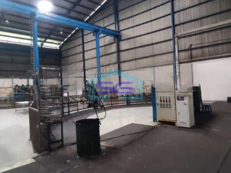 Disewakan Gudang Ada Kantor Luas Bangunan 2167 m² Lokasi di Tangerang