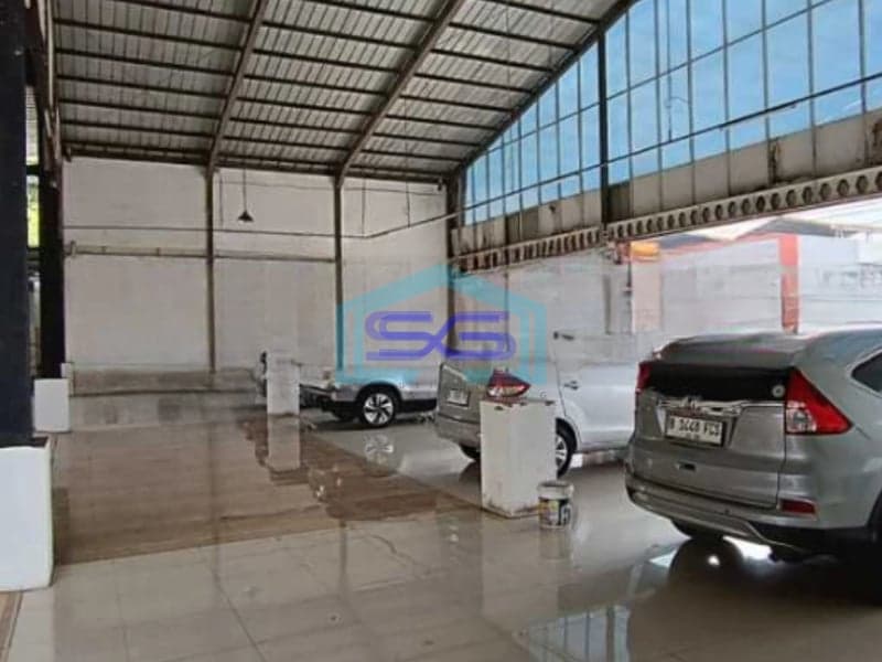 Dijual Ruang Usaha Luas Bangunan 650 m² Lokasi di Sawangan Depok Jawa Barat