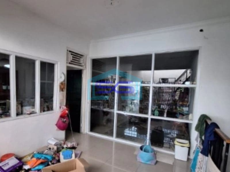 Dijual Ruko 2 Lantai Luas Tanah  200 m² Lokasi Strategis di Yogyakarta