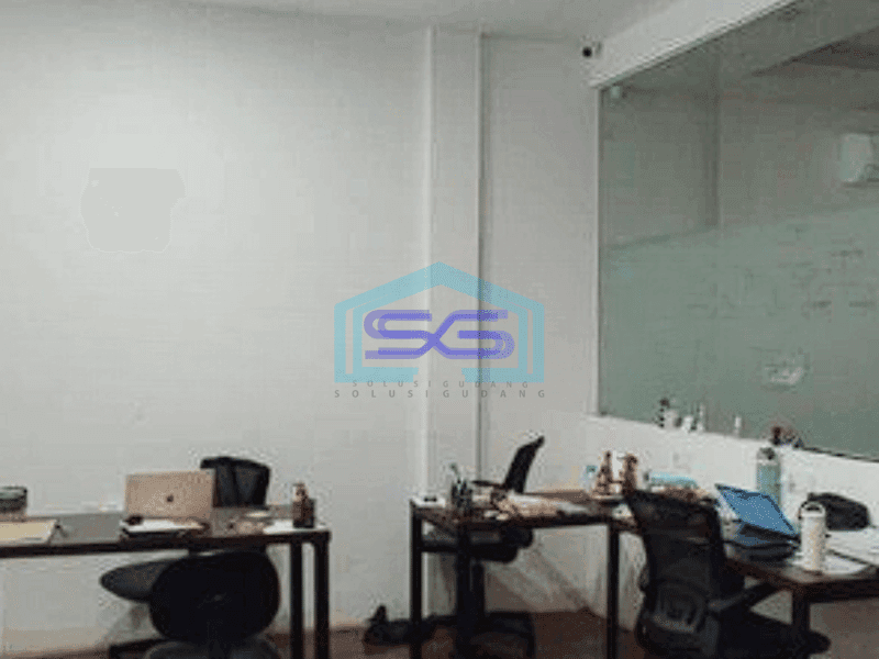 Disewakan Ruko Gandeng 3 Lantai di Kelapa Gading Jakarta Utara