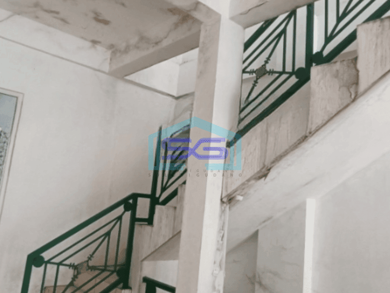 Dijual Ruko Luas Bangunan  216 m² Lokasi Rungkut Surabaya