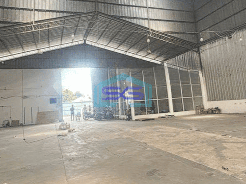 Disewakan gudang bagus 480m2 di Cipondoh