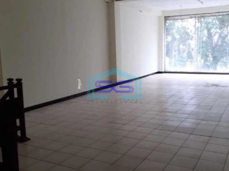Dijual Ruko di Pasar Induk Caringin Bandung Full Renov Siap Huni Harga Menarik LB 120m2