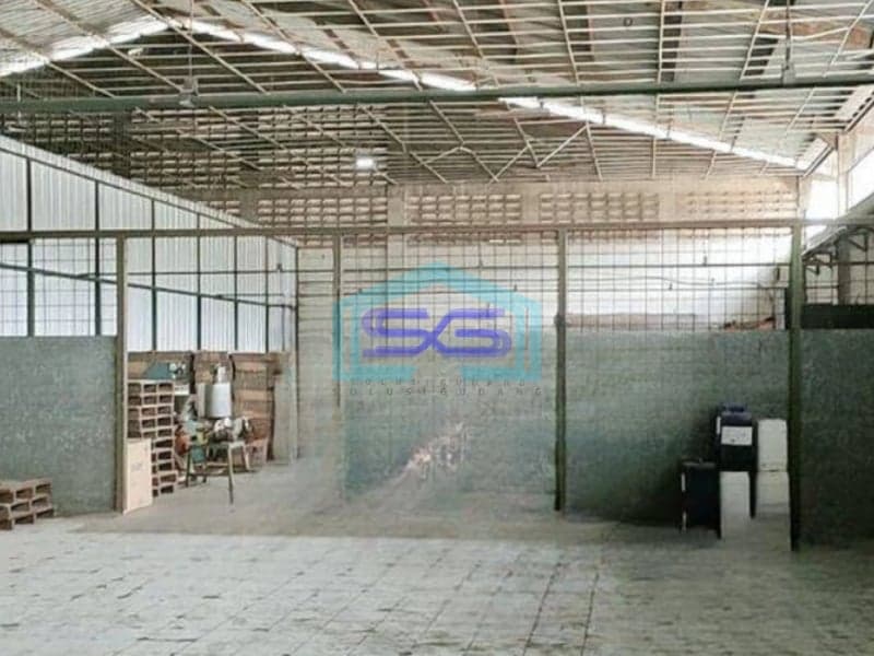 Disewakan Gudang di Cibaligo Bandung Luas Tanah 1100 m²