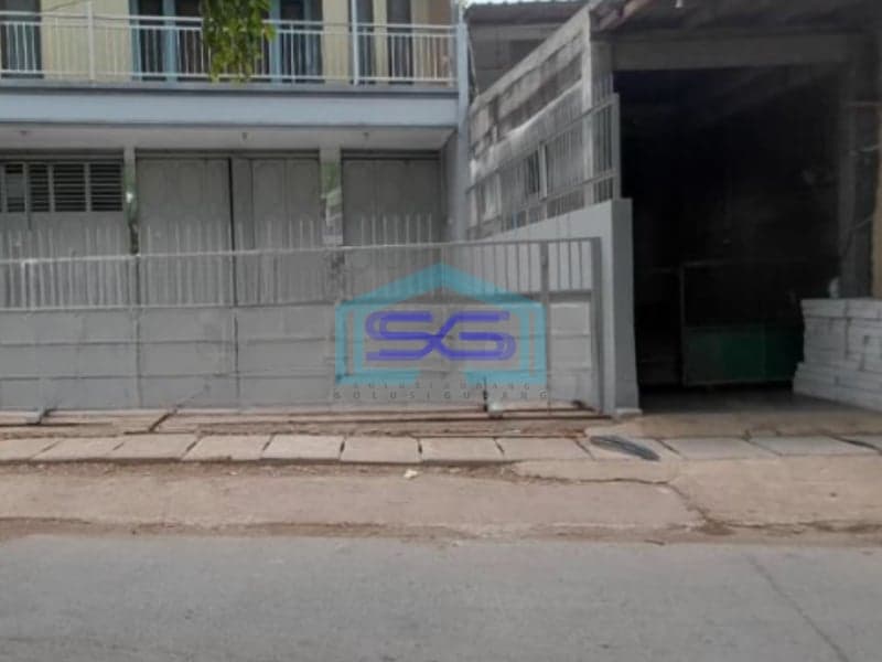 Disewakan Ruko 2 Lantai Luas Tanah  243 m² Lokasi Bebas Banjir di Bekasi