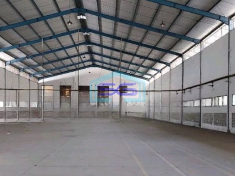 Disewakan Gudang Akses Container Luas Bangunan 7562 m² Lokasi Bebas Banjir di Sidoarjo