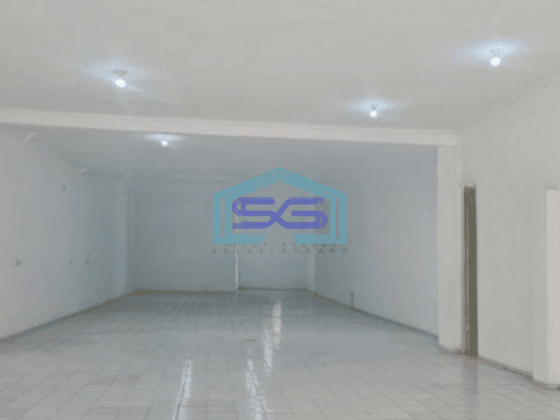 Disewakan Ruko Lokasi Sangat Startegis di Surabaya Kota Luas Bangunan 387 m²