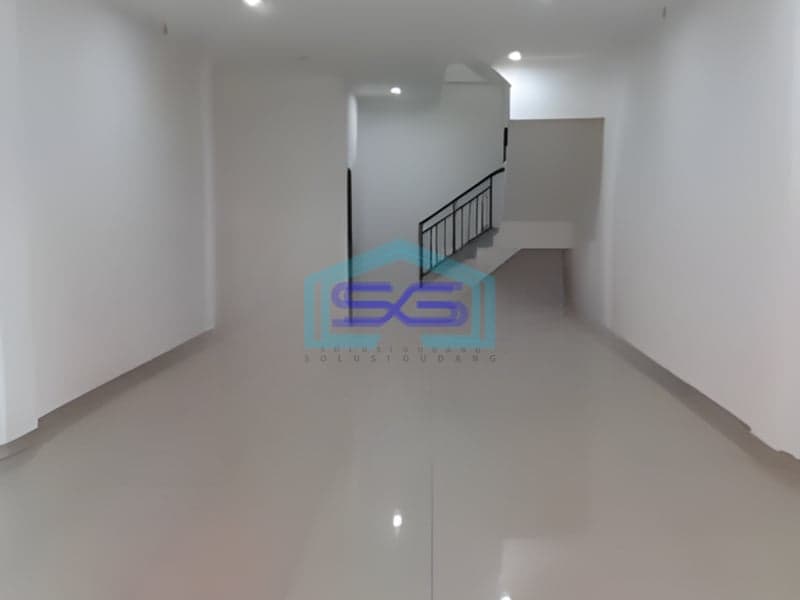Disewakan Gudang Luas Tanah  450 m² Lokasi Bebas Banjir di Bekasi