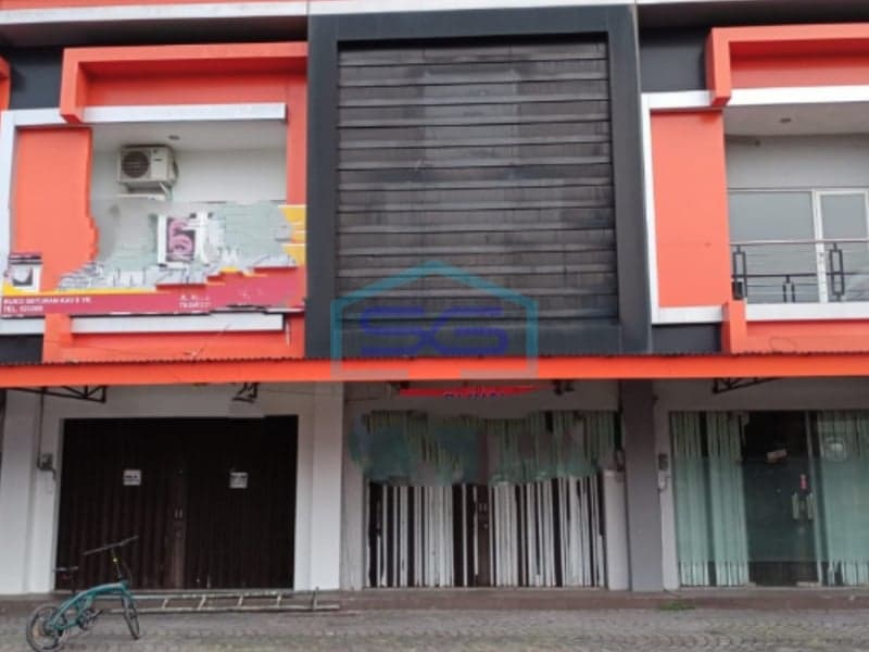 Shop House for Sale in Seturan Square. Sleman Land Area 45 sqm