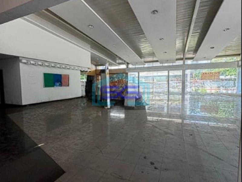 Dijual Bangunan Ruang Usaha  Ex Showroom di Mampang Prapatan Jakarta Selatan