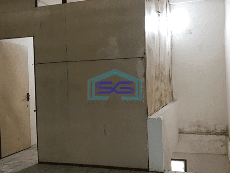 Disewakan Ruko 1 Pintu 2.5 Lantai Lokasi Premium Jalan Jend Basuki Rahmat Palembang LB 168m2