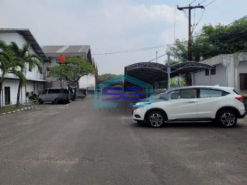 Disewakan Gudang di Mekarsari, Neglasari Tangerang Banten Sudah Renovasi SHM 1296m2