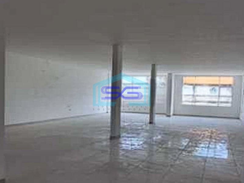 Disewakan Ruko Gandeng Parkiran Luas Jalan Utama Dalung Bali Luas 400m2