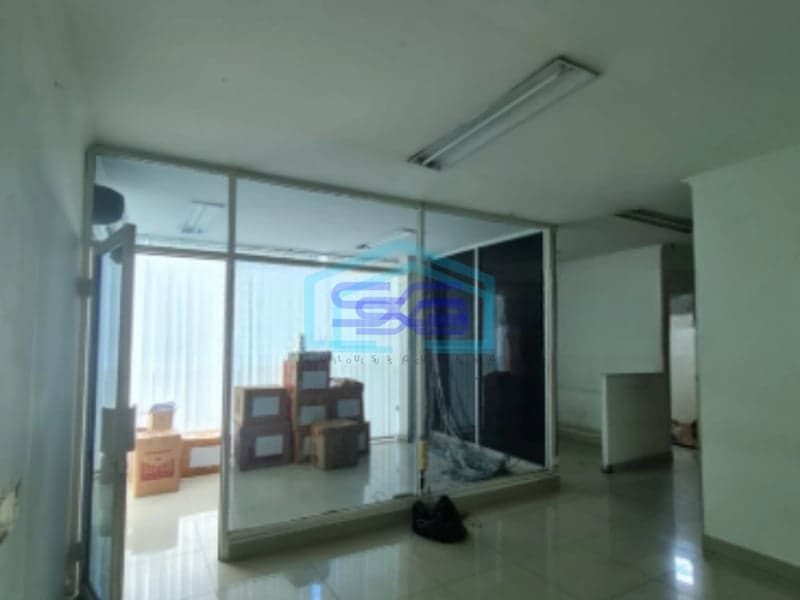 Dijual Ruko Mewah di Jl Urip Sukoharjo Solo Luas Bangunan 1104m2