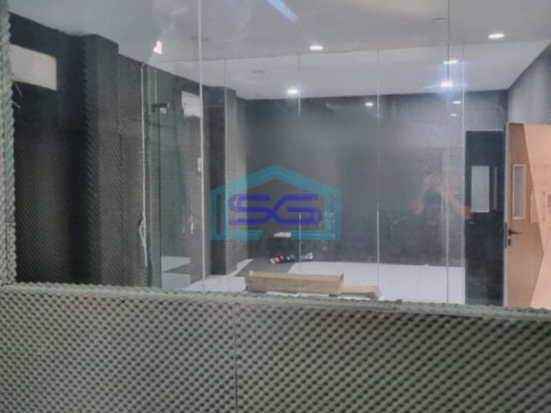 Disewakan Ruko di Kelapa Gading Jakarta Utara Area Strategis Luas Bangunan 680m2